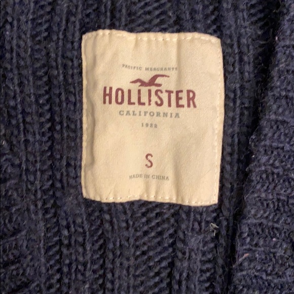 Cardigan - Picture 2 of 4